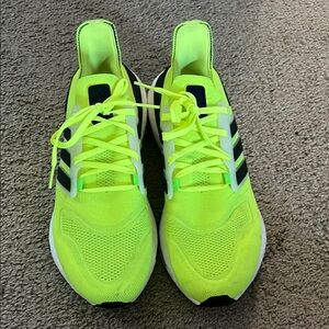 Men’s Neon Green Athletic Shoes
